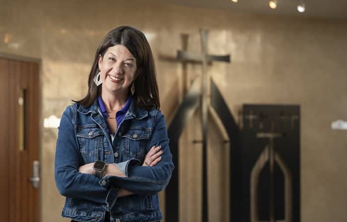 UTA Alumna Heather Reynolds Returns to Inspire Summer 2026 Social Work Graduates